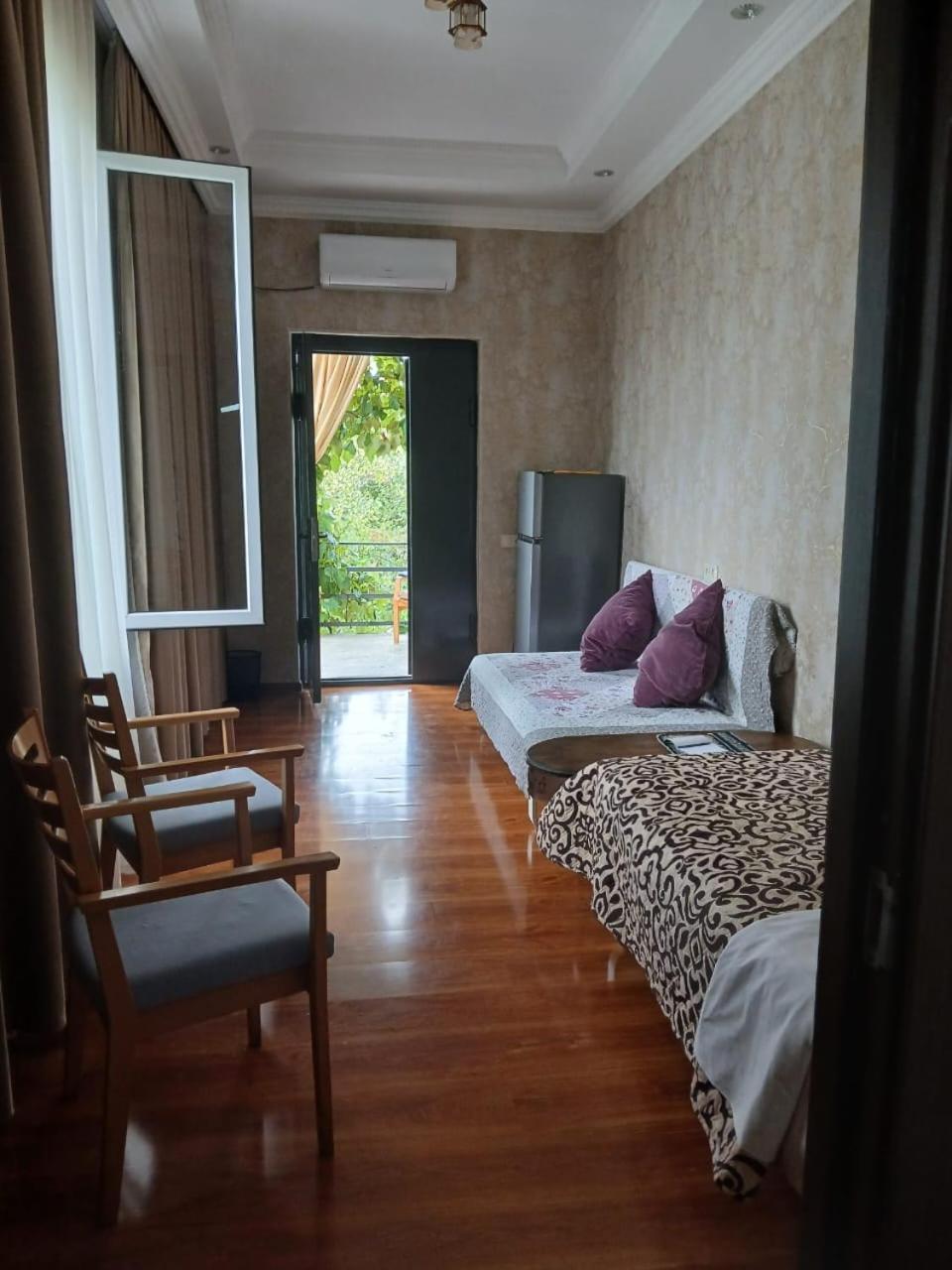 Guest House Nano Martvili Luaran gambar